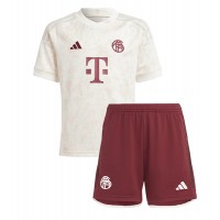 Billiga Bayern Munich Alphonso Davies #19 Barnkläder Tredje fotbollskläder till baby 2023-24 Kortärmad (+ Korta byxor)